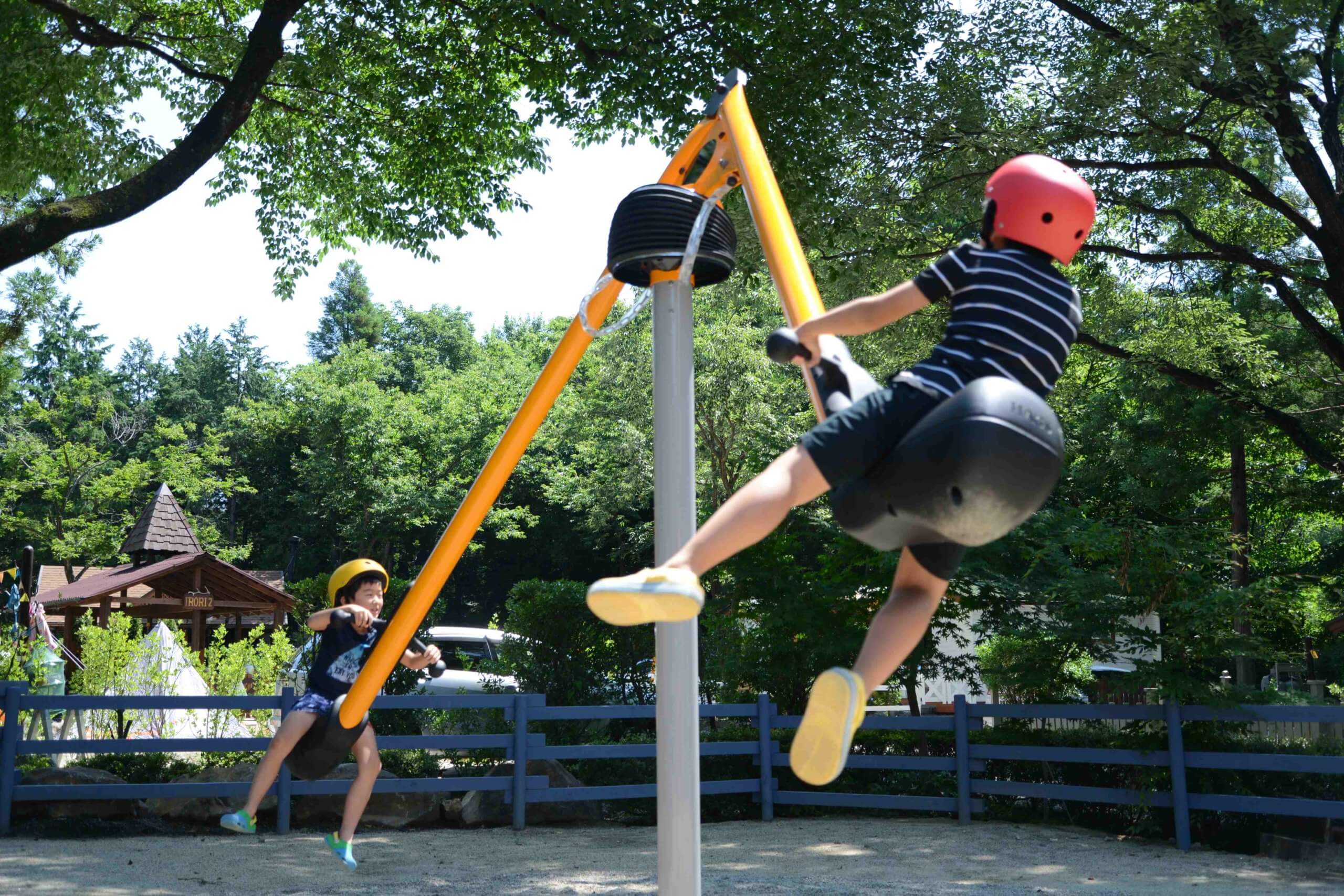 子どもから人気のあるやじろべえのような遊具