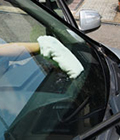 洗車術（２５）　ガラス磨き　内側の汚れ