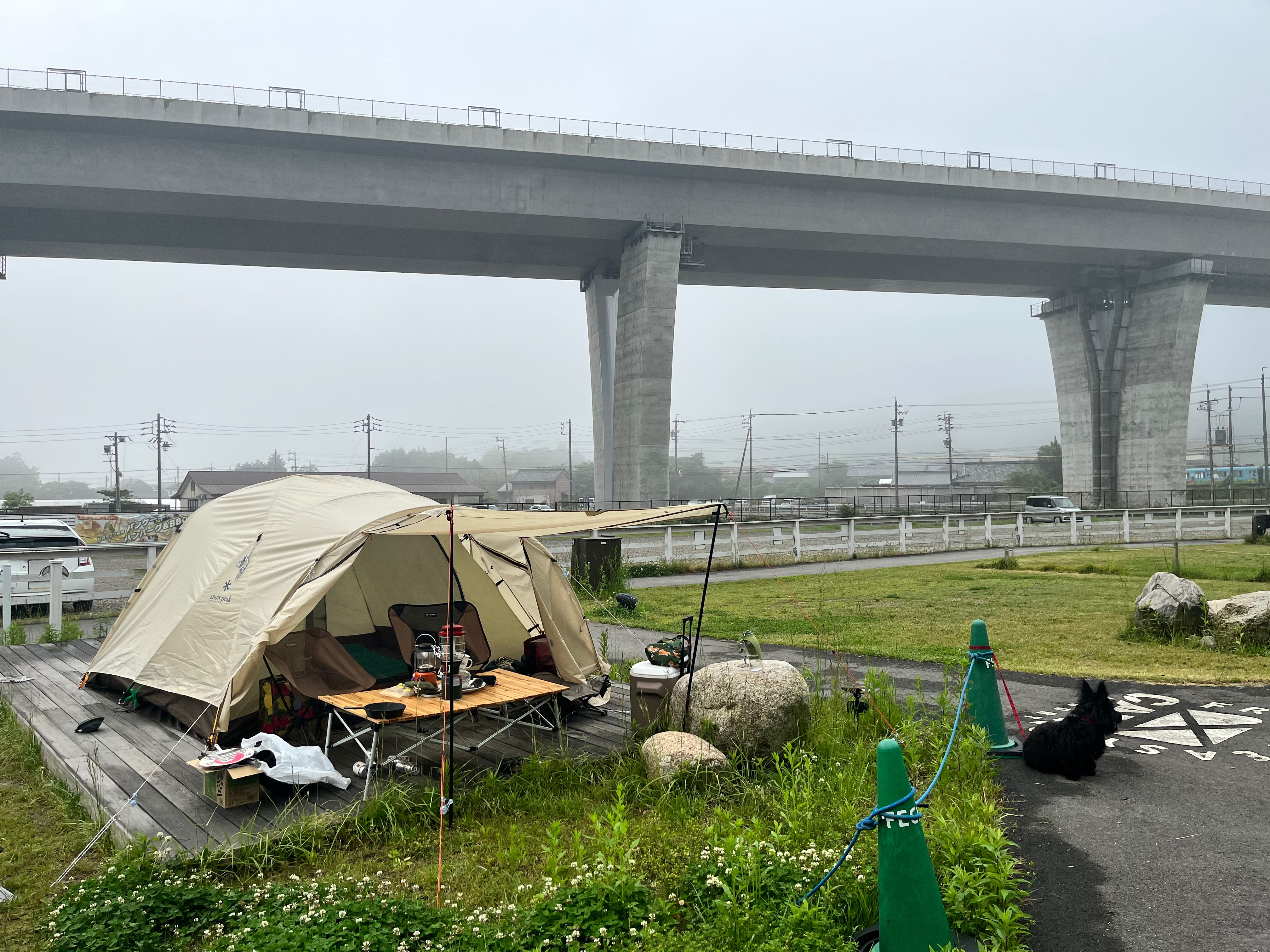 キャンプ場