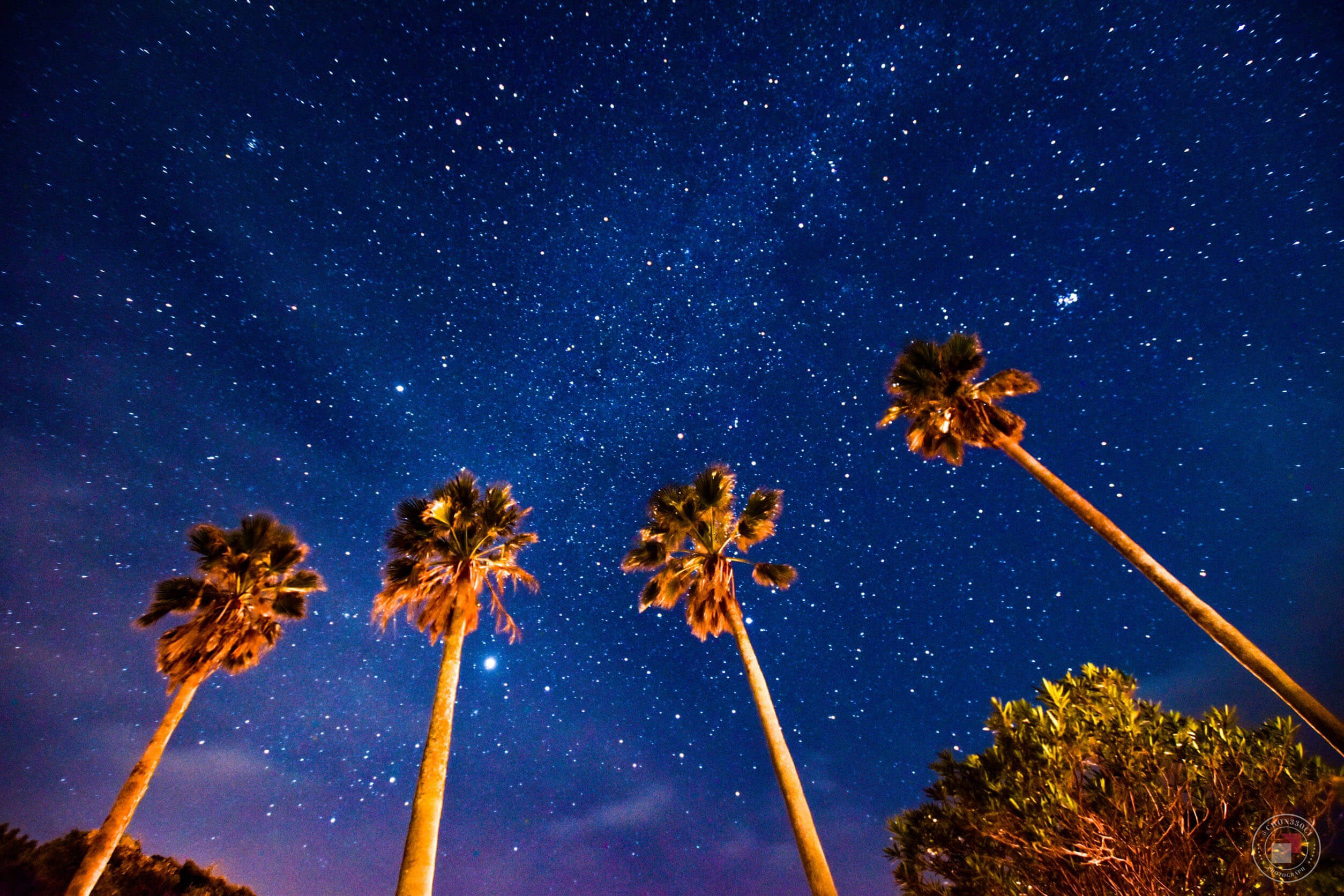 キャンプ場で見る星空