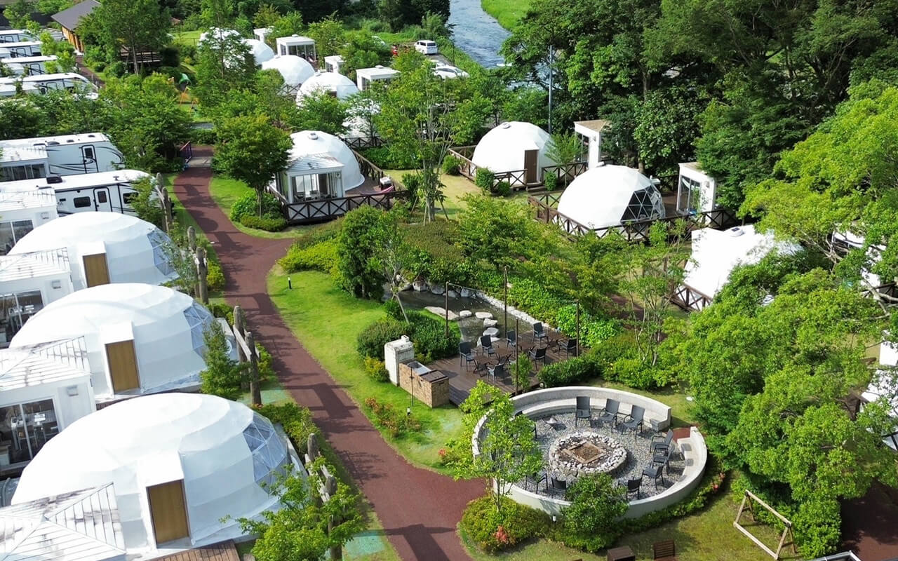 上空からのキャンプ場全景