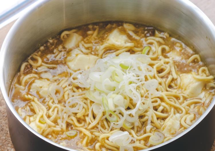 麻婆カレーラーメン
