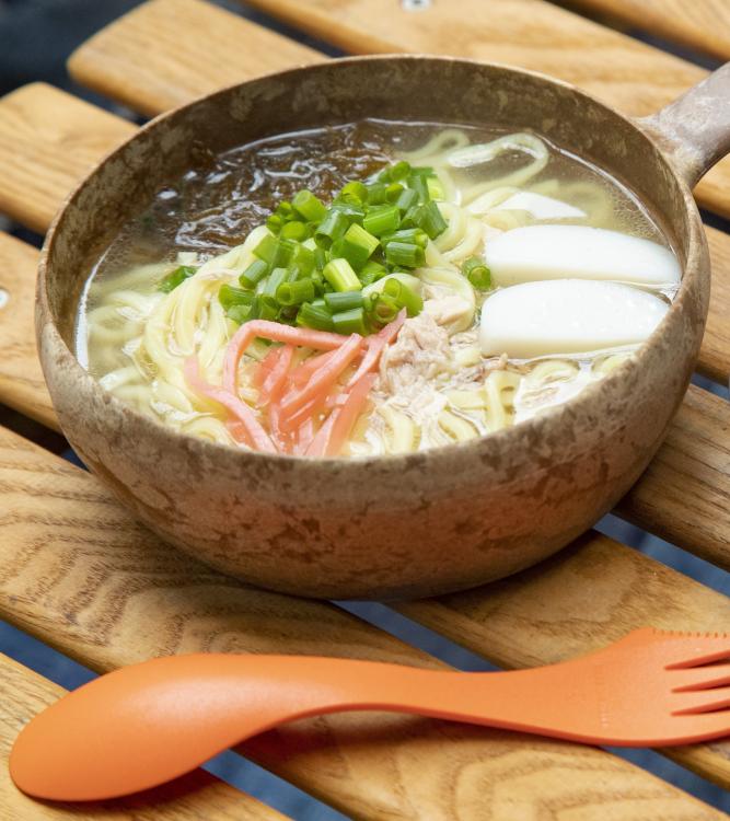 シーチキンでソーキそば