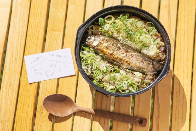 川魚の炊き込みご飯