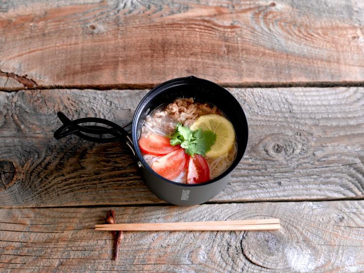 牛肉とトマトのエスニックにゅうめん