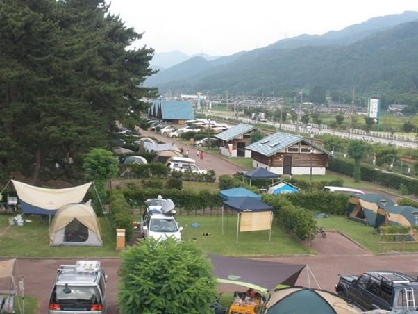 ヒスイ海岸での宝探しと絶景BBQ！海と星空に包まれた贅沢な1泊2日