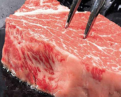 国産黒毛和牛モモステーキ