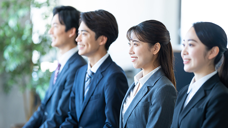 就活の面接の様子