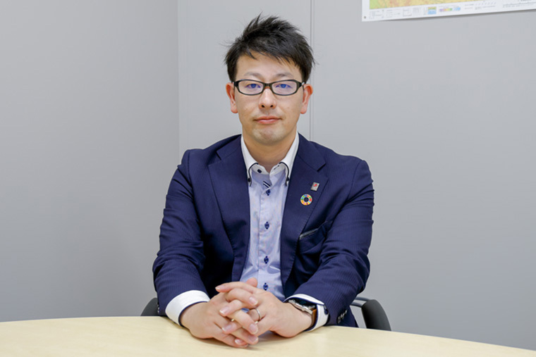 岡山支店法人支社 支社長代理の森慶一郎さん
